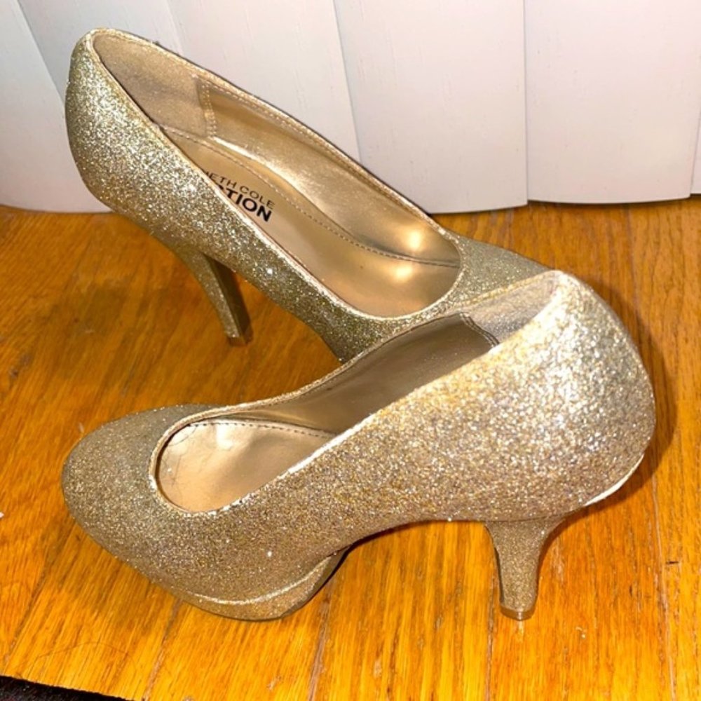 Kenneth Cole Gold Glitter Heels